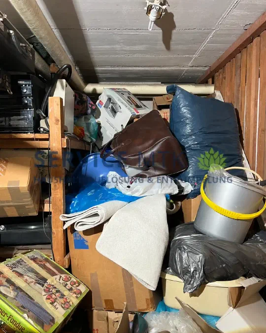 Keller vor und nach der Entrümpelung